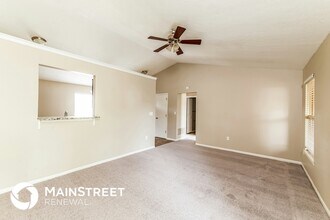 9625 Combs Ln in Louisville, KY - Foto de edificio - Building Photo