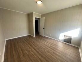 1929 4th Ave N in Columbus, MS - Building Photo