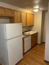 306 1st Ave, Unit 4 in Lewiston, ID - Foto de edificio - Building Photo