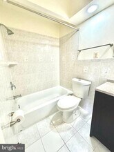 806 18th St S in Arlington, VA - Building Photo - Building Photo