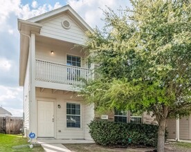 6325 Mountain Pines Ln in Katy, TX - Foto de edificio - Building Photo