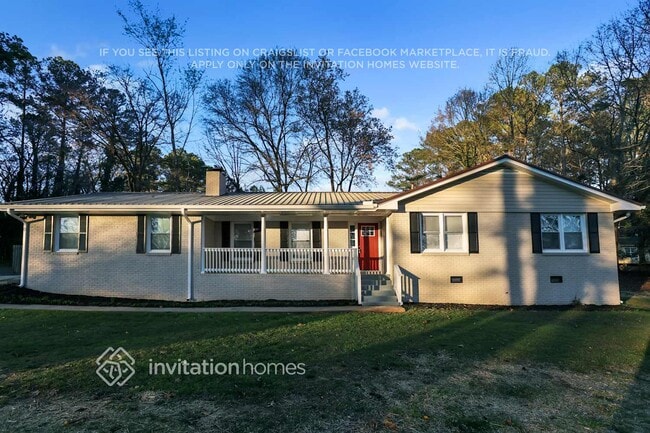 property at 5 Fern Cir