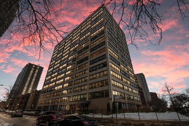 707 W Gordon Ter, Unit 1405