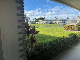 214 Monaco Blvd in Delray Beach, FL - Building Photo