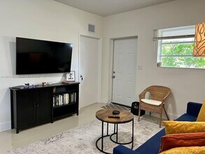 763 NW 41st St in Miami, FL - Building Photo - Building Photo