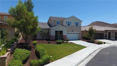 25303 Apache Hill Cir in Menifee, CA - Foto de edificio