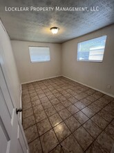 7178 Conant Ave in Jacksonville, FL - Building Photo - Building Photo