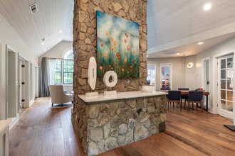 Calibre Springs in Sandy Springs, GA - Building Photo - Interior Photo