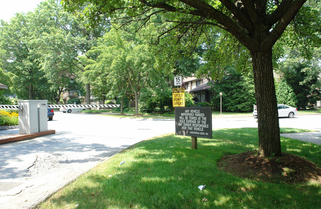 Chesterfield Condominiums I & II in Stamford, CT - Foto de edificio