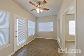 1617 Baugh St in McKinney, TX - Foto de edificio - Building Photo