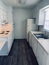 Woodland Village Apartments in Columbia, SC - Building Photo - Building Photo