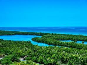 7225 Pelican Bay Blvd-Unit -1903 in Naples, FL - Foto de edificio - Building Photo