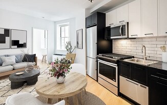 36 E 73rd St, Unit 2A in New York, NY - Building Photo