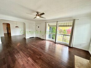 4447 SE 47th Ave in Portland, OR - Building Photo - Building Photo