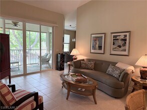 3555 Laurel Greens Ln N in Naples, FL - Building Photo - Building Photo