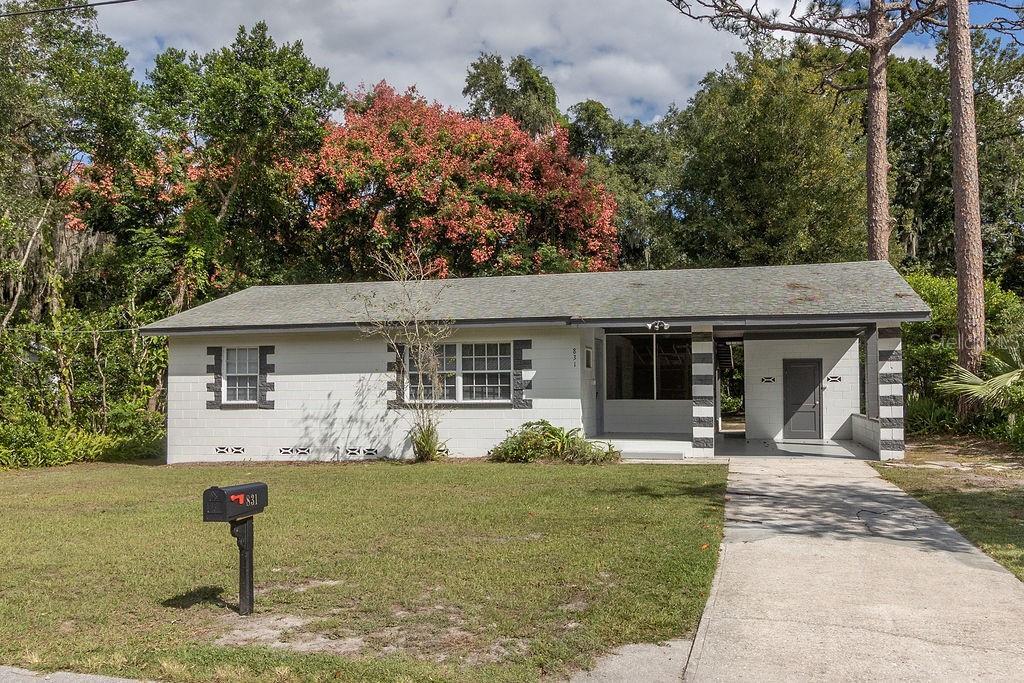 831 N Arlington Ave in DeLand, FL - Building Photo
