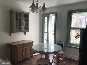 824 N 21st St in Philadelphia, PA - Building Photo - Building Photo