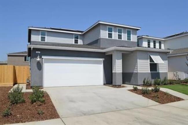 2447 Quesada Dr in Merced, CA - Building Photo - Building Photo