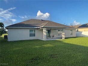 1005 SW 36th St in Cape Coral, FL - Building Photo - Building Photo