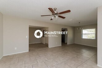 203 Valley Dr in Brandon, FL - Building Photo - Building Photo