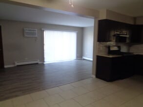 8149 83rd Pl in Justice, IL - Building Photo - Building Photo