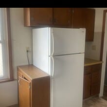 323 Prestley Rd in Bridgeville, PA - Building Photo - Building Photo