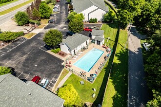 Ashland Park Condominiums in Ashland City, TN - Building Photo - Building Photo