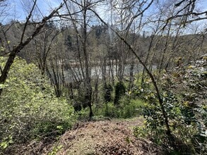 2972 Cliffs Rd in Duncan, BC - Building Photo - Building Photo