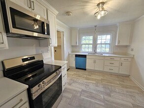 401 Rogers Ave in Greenville, SC - Building Photo - Building Photo