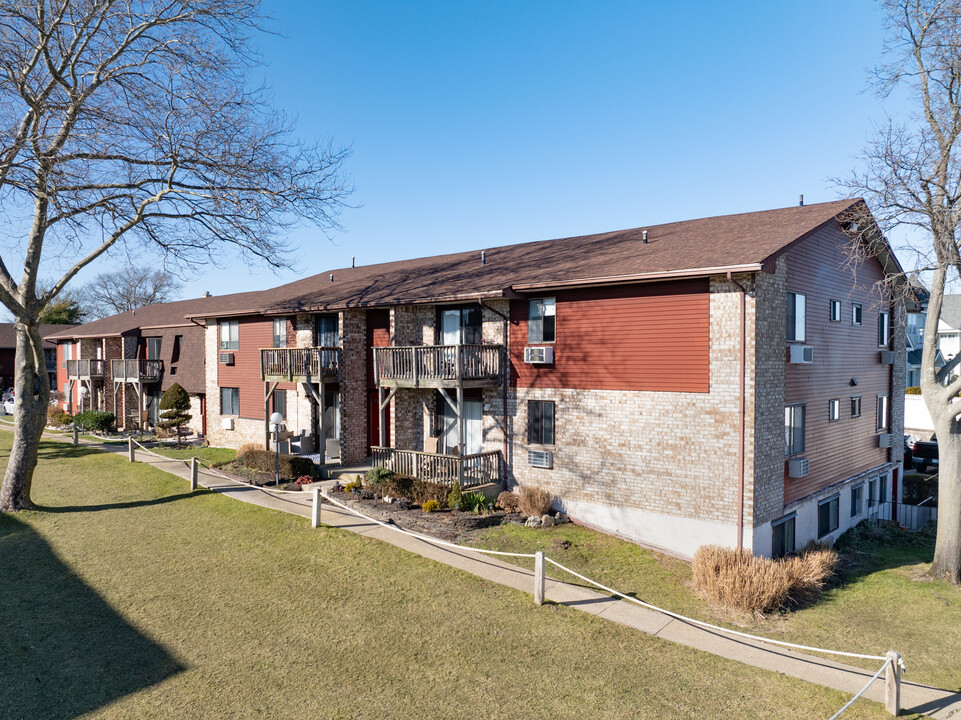 The Landings at Patchogue Condominiums in Patchogue, NY - Building Photo