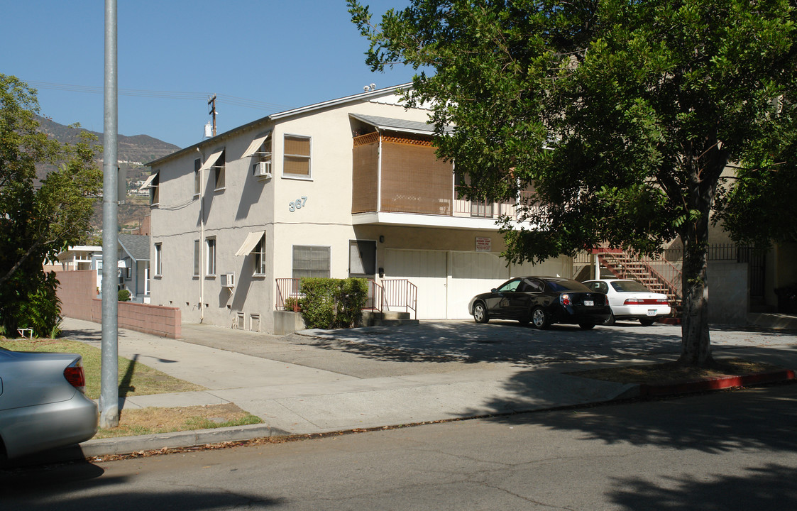 367 Burchett St in Glendale, CA - Building Photo