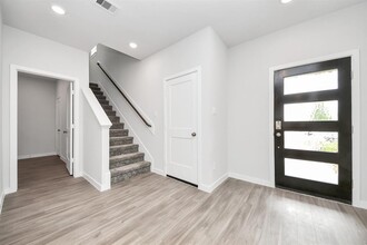 21130 Staked Plains Dr in Cypress, TX - Building Photo - Building Photo