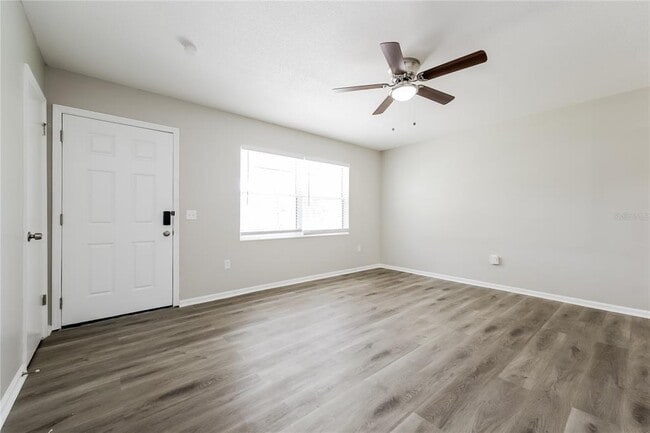 107 Lake Elizabeth Dr in Winter Haven, FL - Building Photo - Building Photo