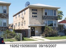 7254 S Kedzie Ave in Chicago, IL - Building Photo