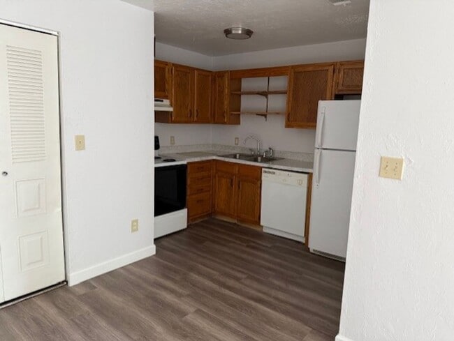 property at 3511 SW 29th Terrace