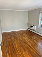 202 Park St in New Canaan, CT - Building Photo - Building Photo