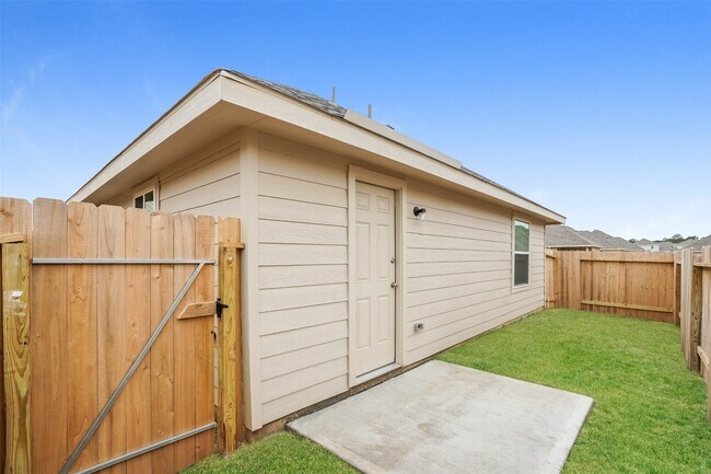 2510 Grayling Dr in Shenandoah, TX - Building Photo - Building Photo