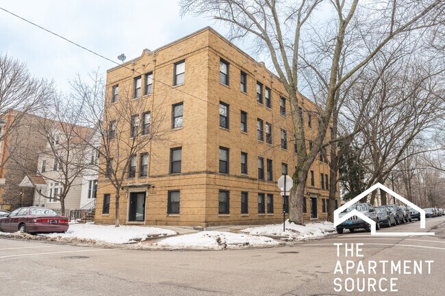 1056 W Lill Ave, Unit 2A
