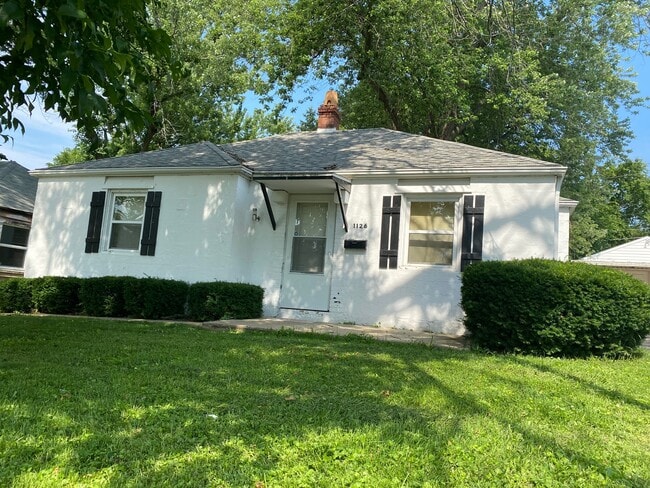 1126 N University Ave in Decatur, IL - Building Photo - Building Photo