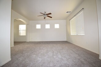 4221 W Maldonado Rd in Phoenix, AZ - Foto de edificio - Building Photo