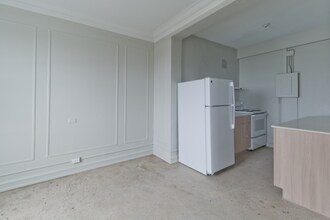 5440 Cass Ave-Unit -2 Bed in Detroit, MI - Building Photo - Building Photo