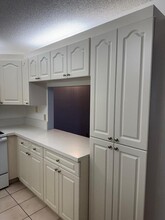 717 Sunny Pine Way in Greenacres, FL - Building Photo - Building Photo