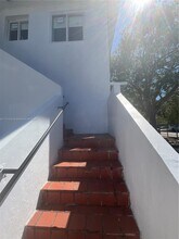 943 SW 6th Ave-Unit -943 in Miami, FL - Building Photo - Building Photo
