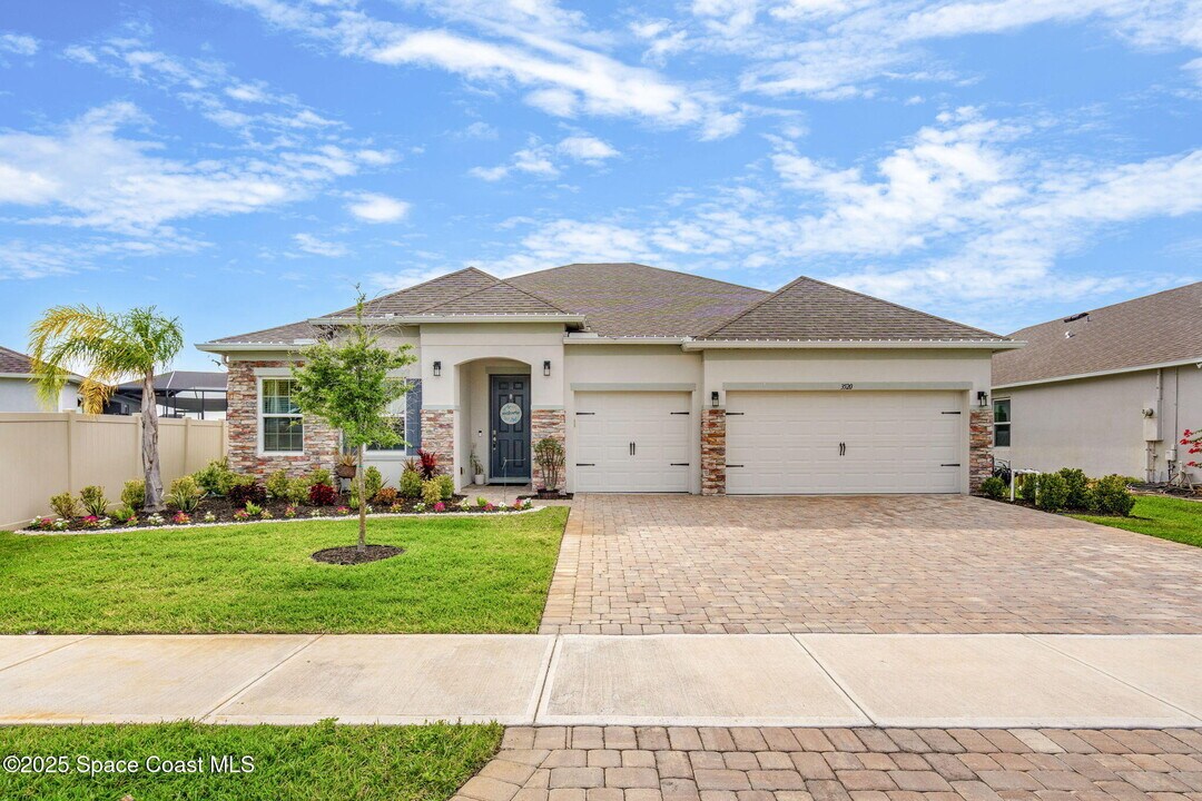 3520 Rixford Way in Palm Bay, FL - Building Photo