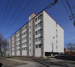 2119 Pillbury in Minneapolis, MN - Building Photo - Building Photo