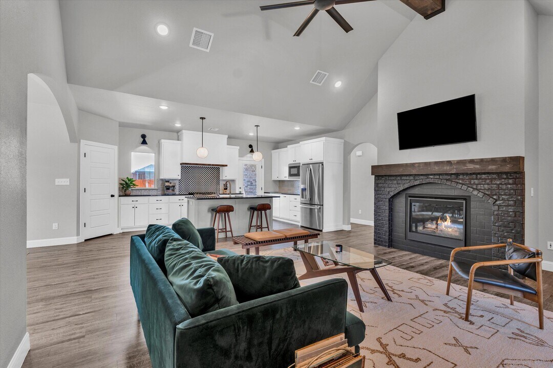 6803 52nd St in Lubbock, TX - Building Photo