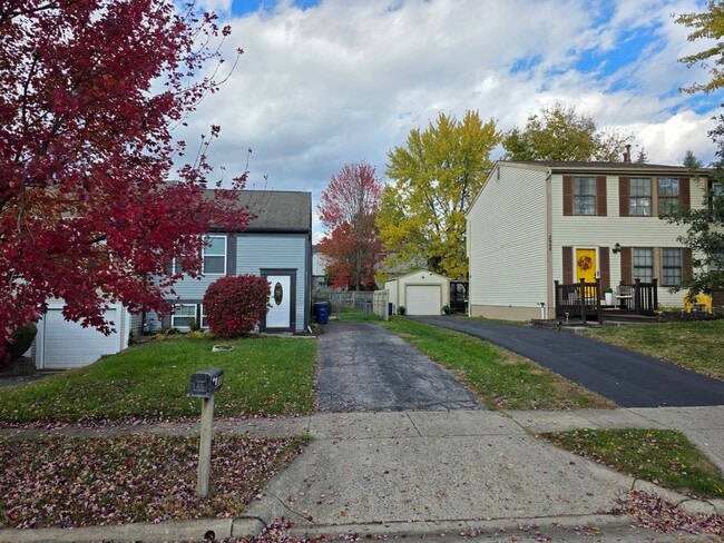 3000 Essington Dr in Dublin, OH - Building Photo - Building Photo