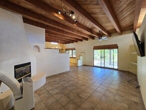 19 Camerada Rd in Santa Fe, NM - Building Photo - Building Photo