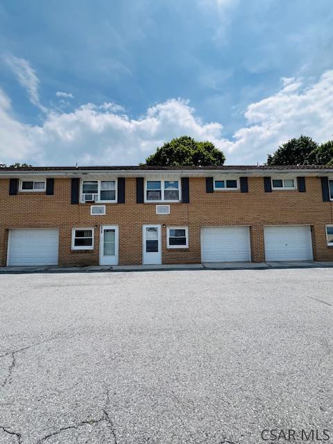 property at 922 Alwine St