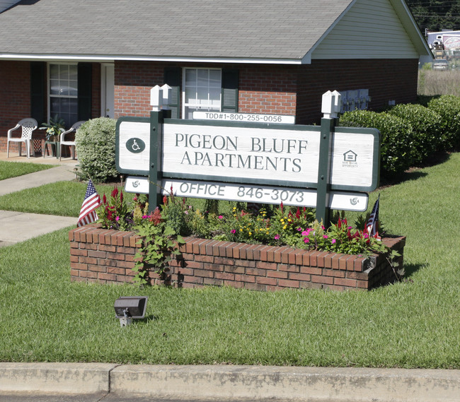 Pigeon Bluff Apartments in Manchester, GA - Building Photo - Building Photo